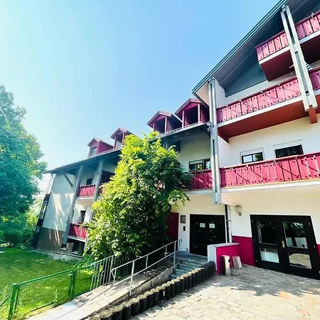 Apartamento Appartementhaus Rottalblick - 30, Vermieterservice
